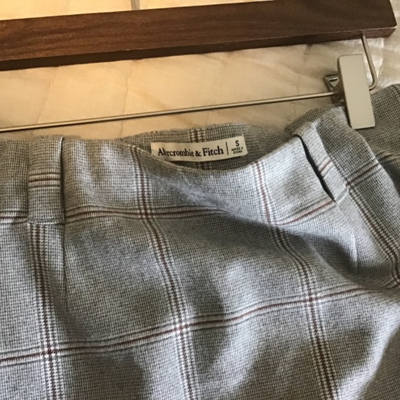 Abercrombie mini plaid skort size small - Picture 3 of 3